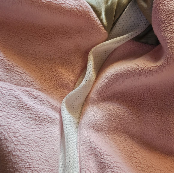 Bonfire Women's Snowboarding/Skiing Jacket - Picture 16 of 17